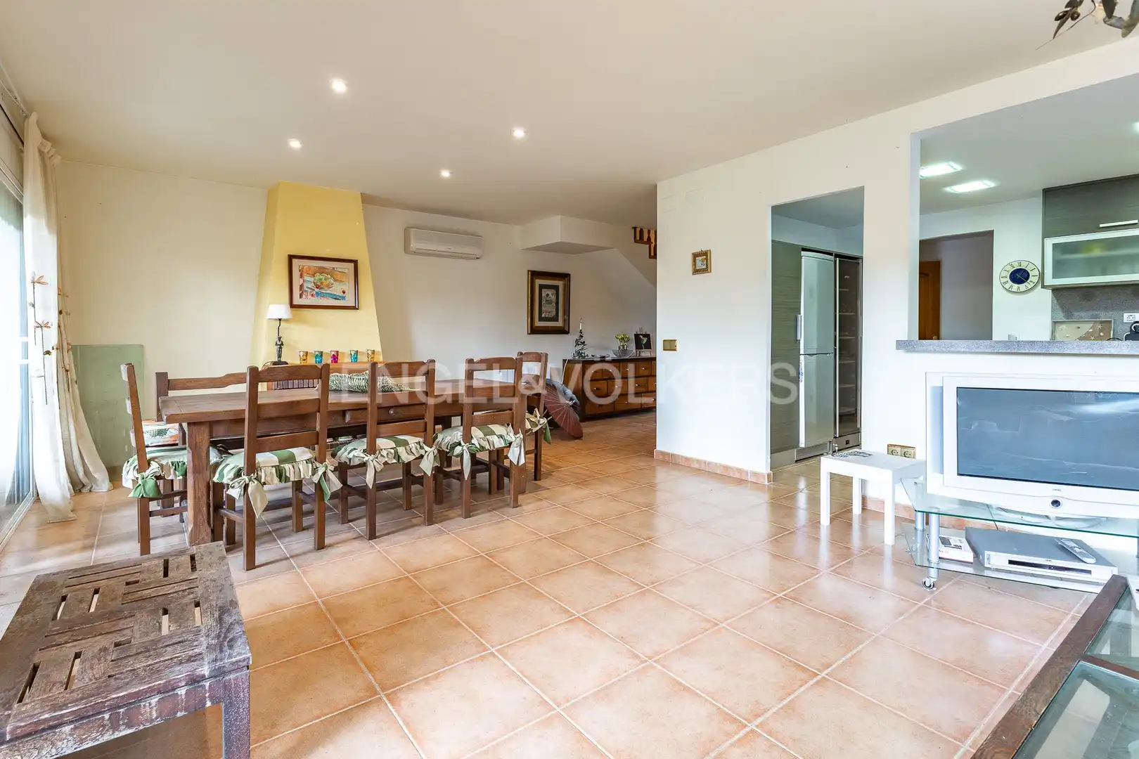 Vista exterior de Casa o xalet en venda en Cabrils amb Aire condicionat, Calefacció i Jardí privat