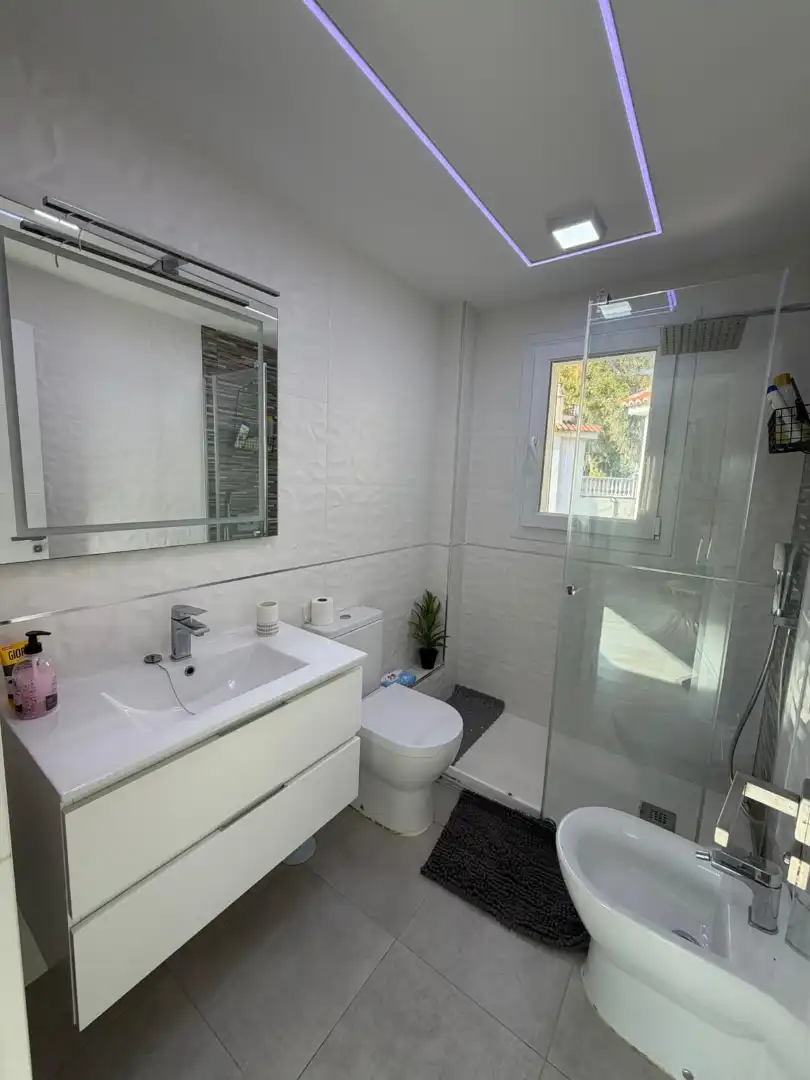 Baño de Casa o chalet en venta en Torremolinos con Aire acondicionado, Calefacción y Terraza