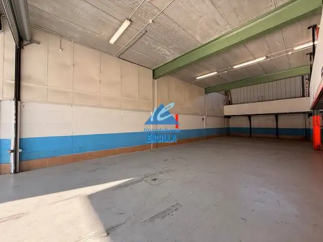 Parking de Nave industrial de alquiler en Mungia con Alarma