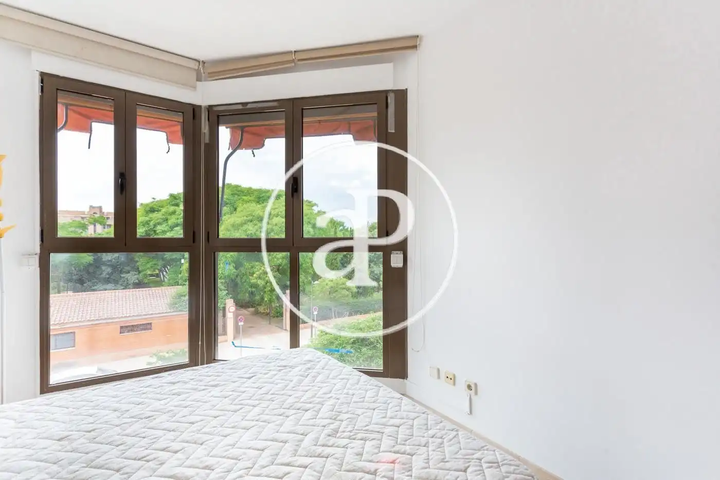 Bedroom of Flat for rent in Valencia  with Air Conditioner, Heating and Private garden