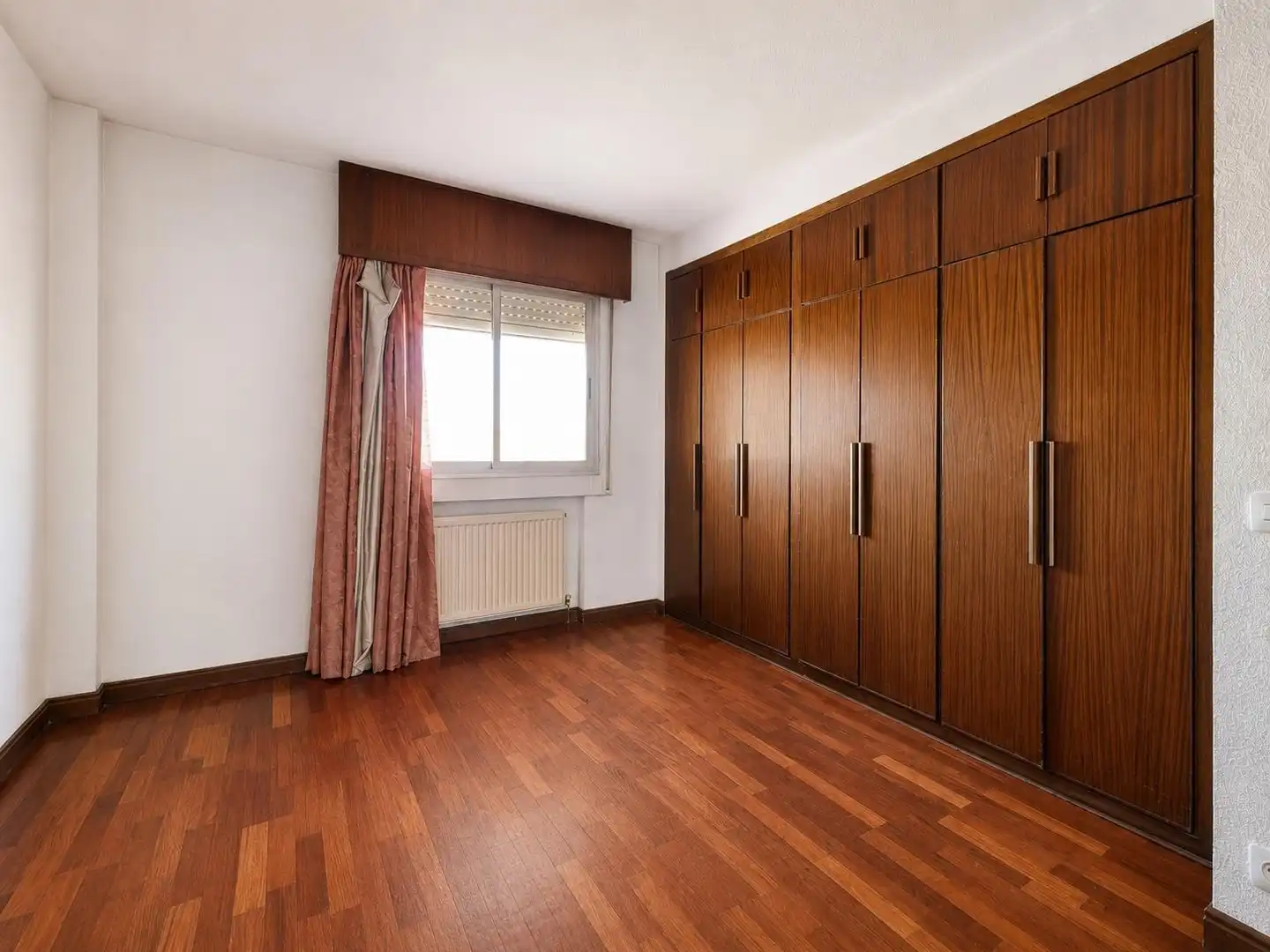 Bedroom of Flat for sale in Madrid  with Air Conditioner, Heating and Terrace