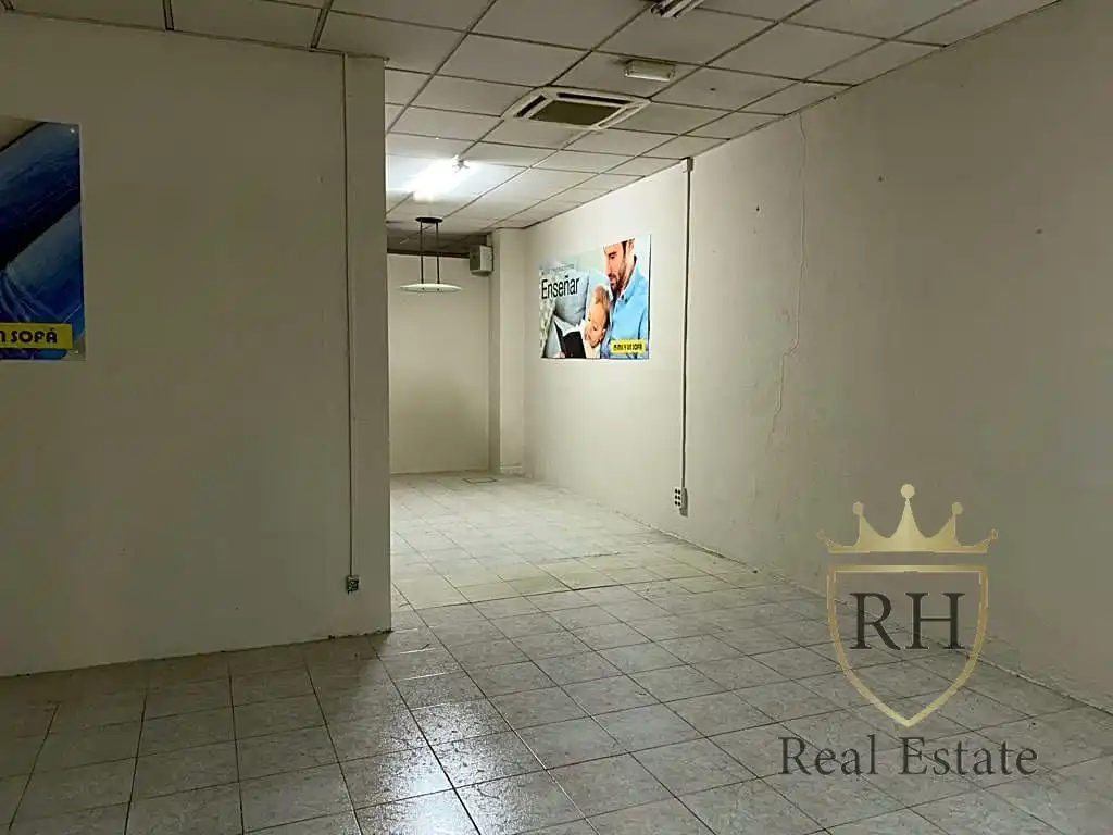 Locale commerciale in affitto a Llevant, imagen 21