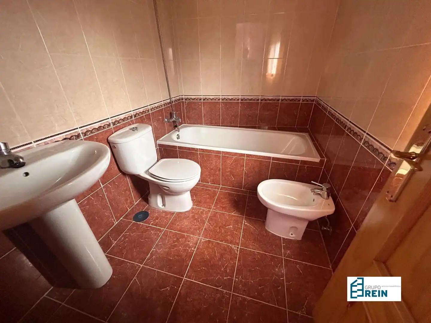 Bathroom of Detached homes for sale in Recas  with Private garden and Furnished