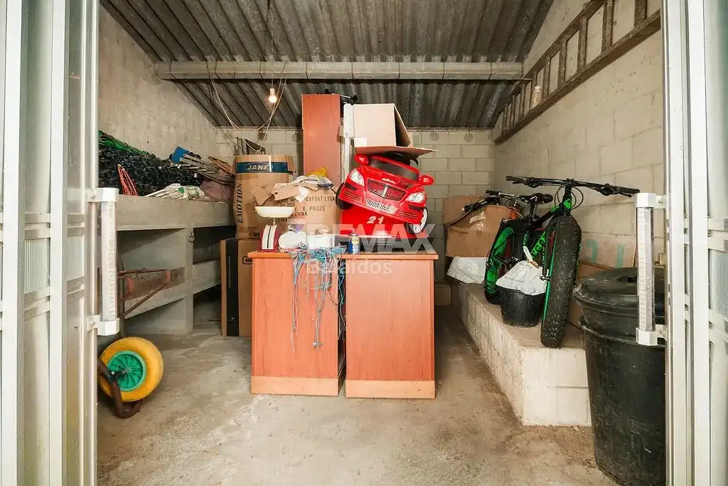 Casa o xalet en venda en A Pobra do Caramiñal amb Calefacció, Jardí privat i Parquet