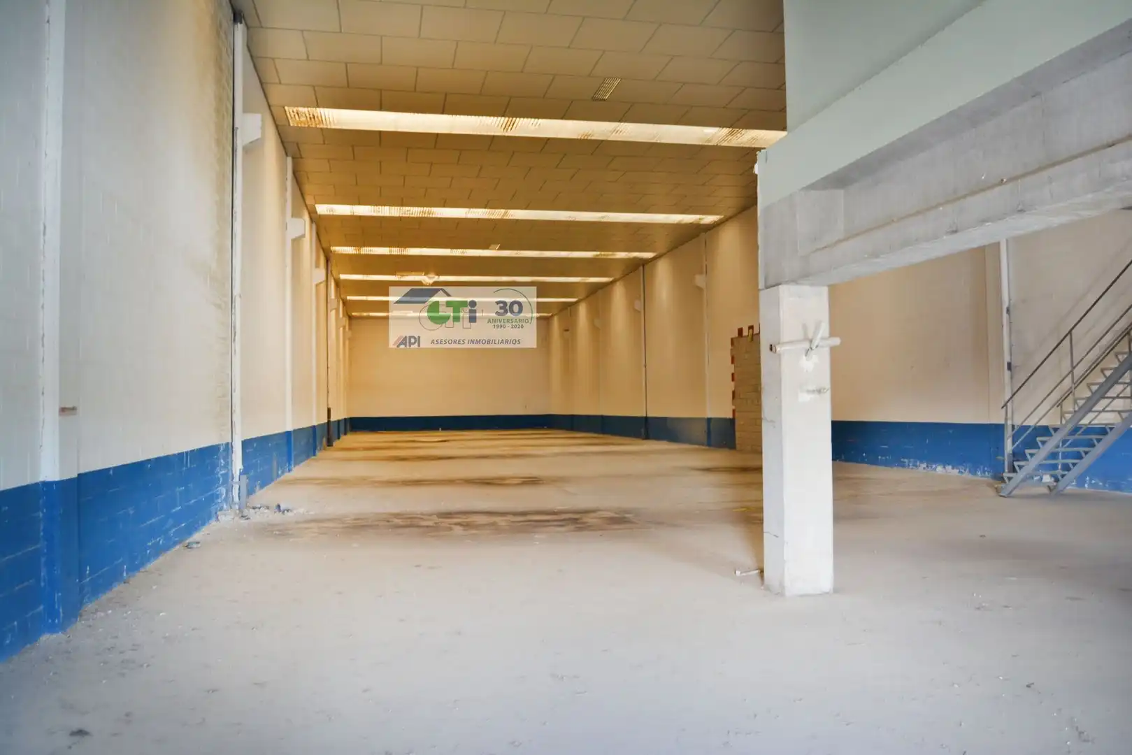 Industrial buildings for rent in La Puebla de Alfindén