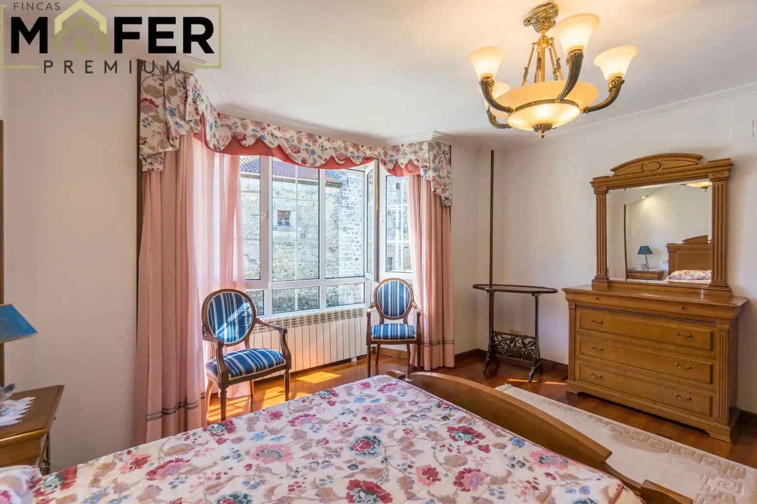 Schlafzimmer von Haus oder Chalet zum Verkauf in Ampuero mit Heizung, Privatgarten und Parkett