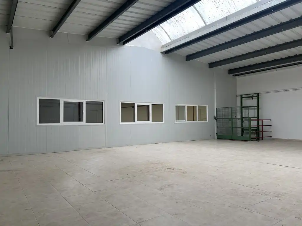 Industrial buildings for sale in Lugo  with Alarm