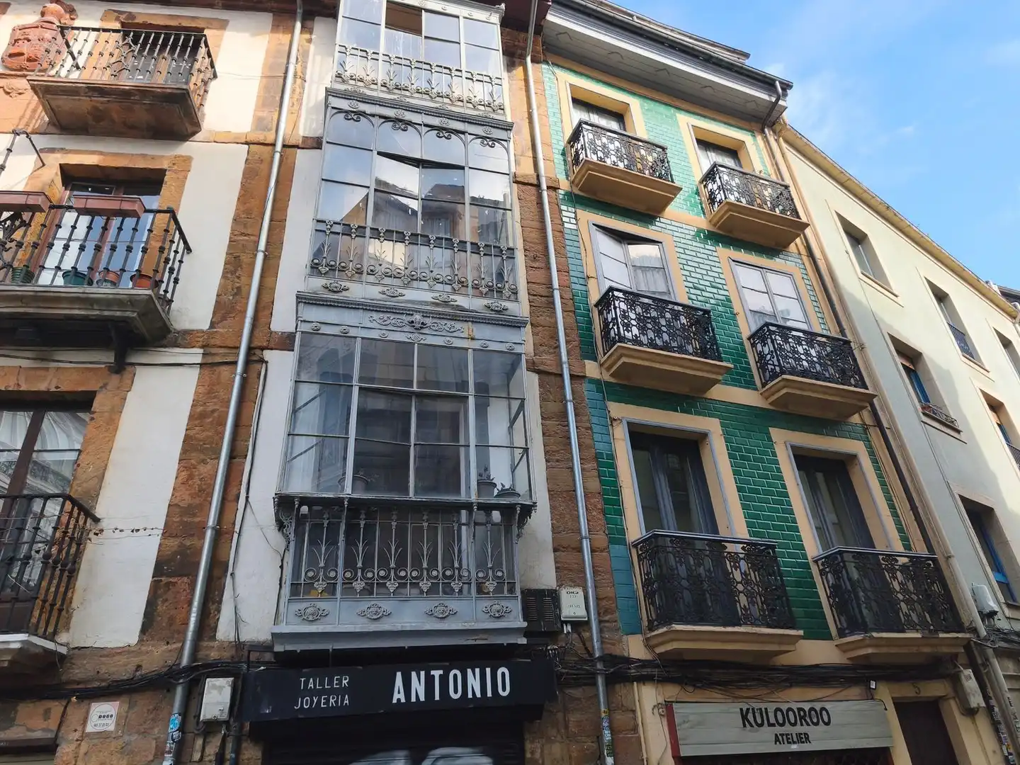 Exterior view of Flat for sale in Oviedo   with Swimming Pool