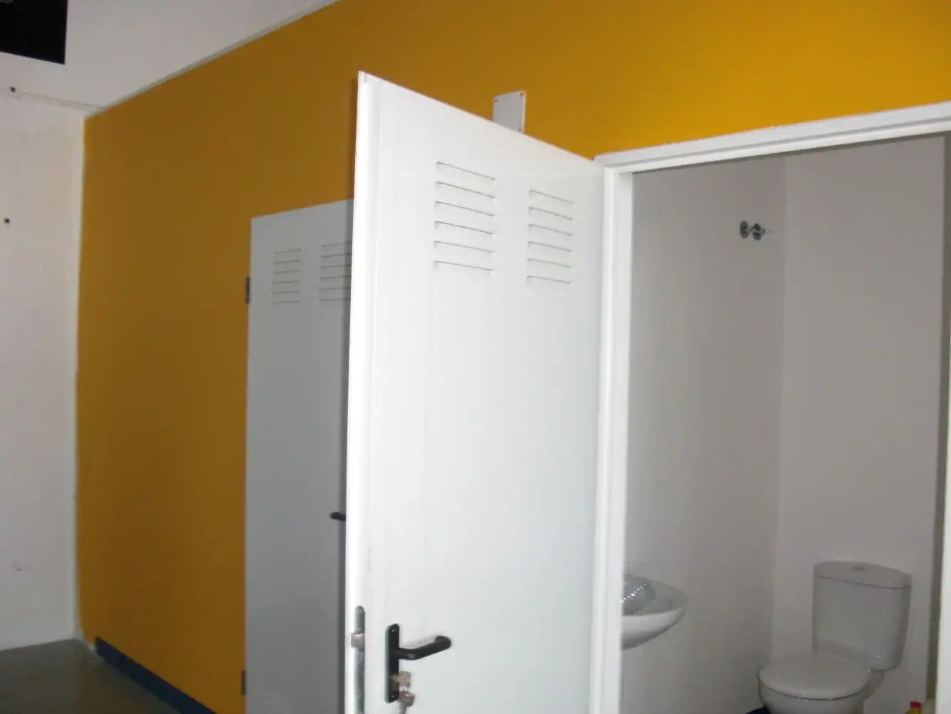 Baño de Local en venta en Vigo 