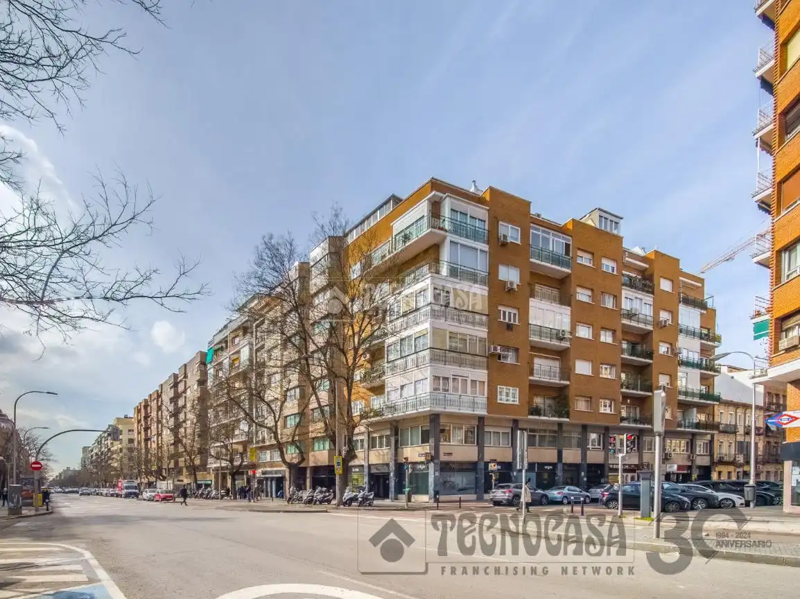 Vista exterior de Pis de lloguer en Madrid amb Aire condicionat, Calefacció i Parquet