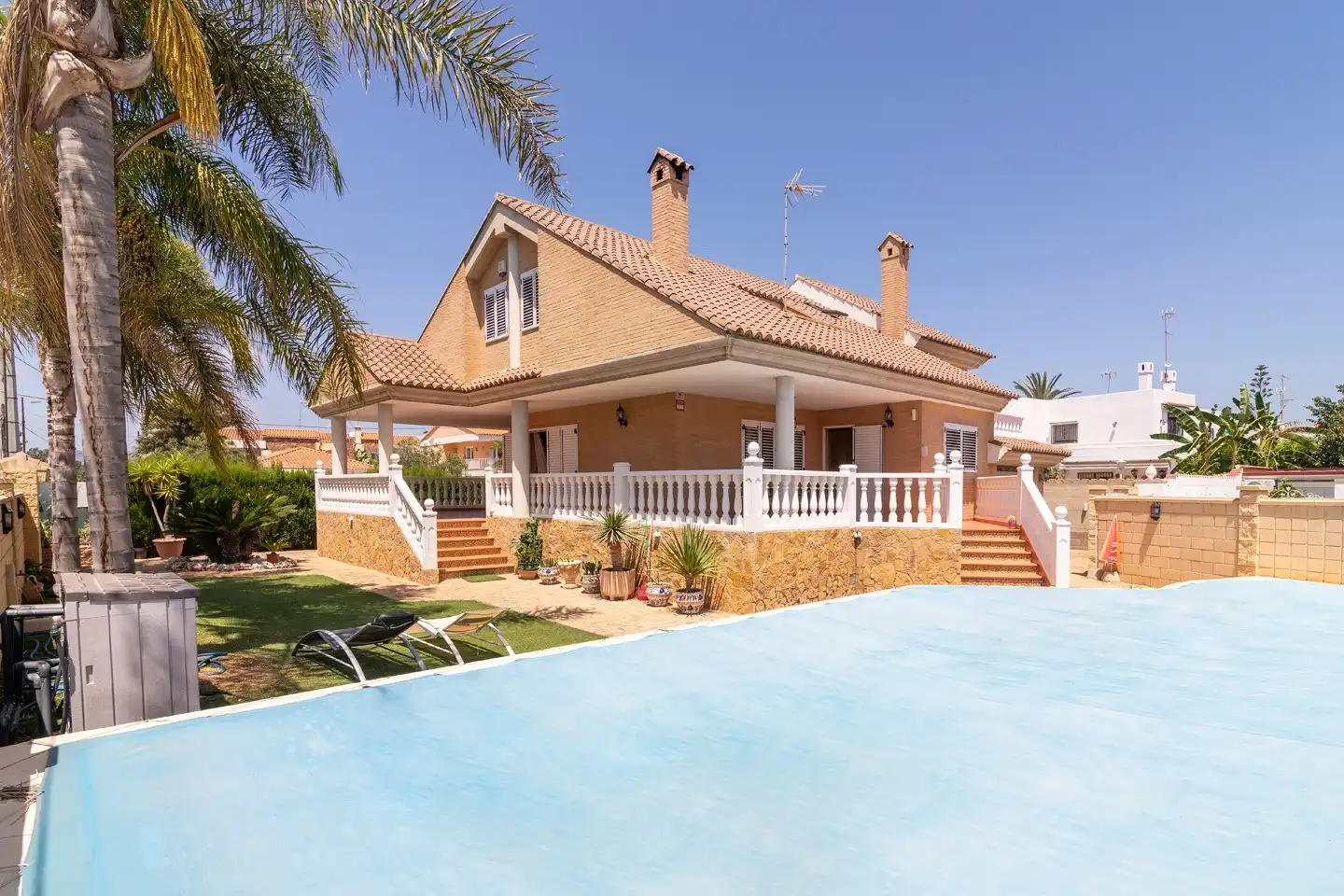 Jardí de Casa o xalet en venda en Sagunto / Sagunt amb Aire condicionat, Calefacció i Terrassa