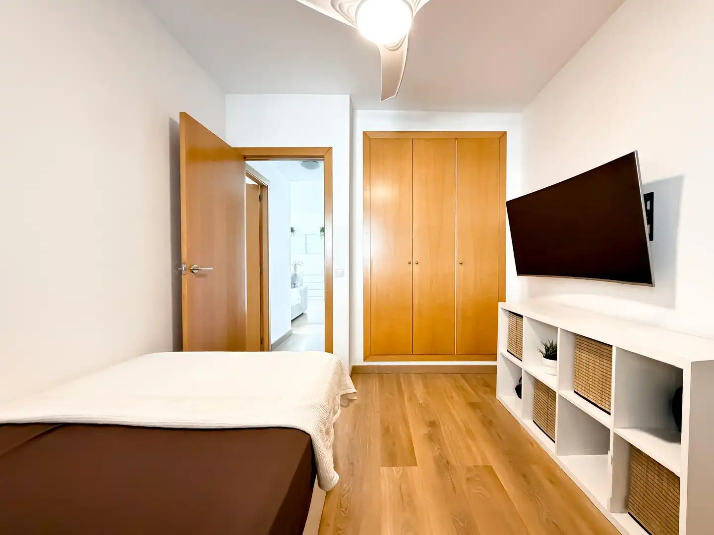 Schlafzimmer von Dachboden zum Verkauf in Museros mit Klimaanlage, Terrasse und Abstellraum