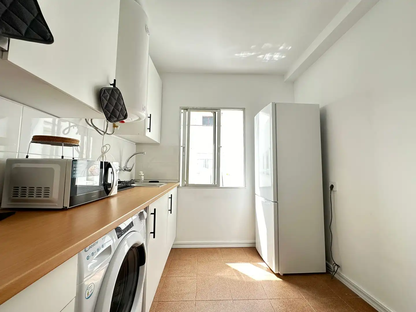 Habitación en Calle de San Asturio Serrano, 3, Reyes Católicos