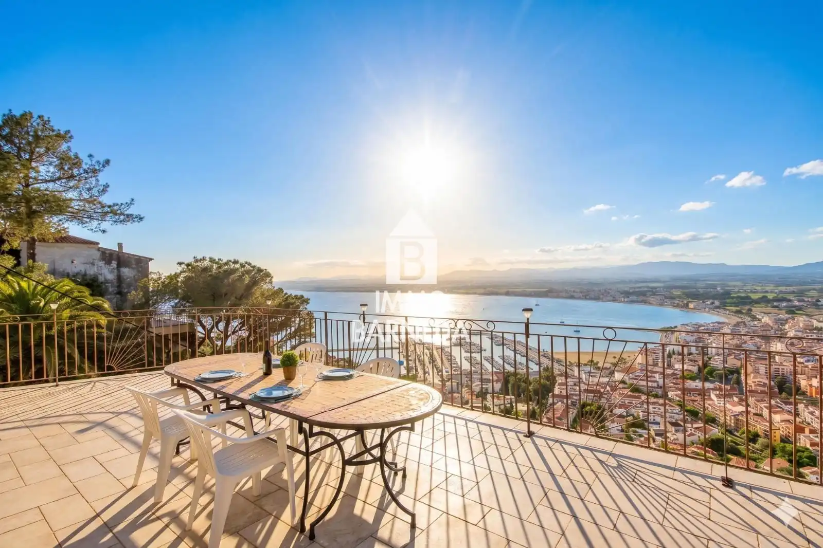 Vista exterior de Casa o xalet en venda en Palau-saverdera amb Aire condicionat, Calefacció i Jardí privat