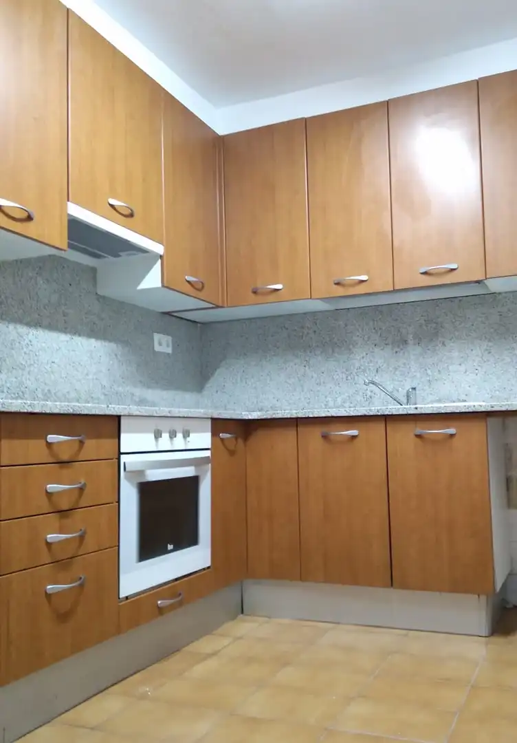 Flat with lift for sale in Carrer Joan Tarrús i Bru, imagen 4
