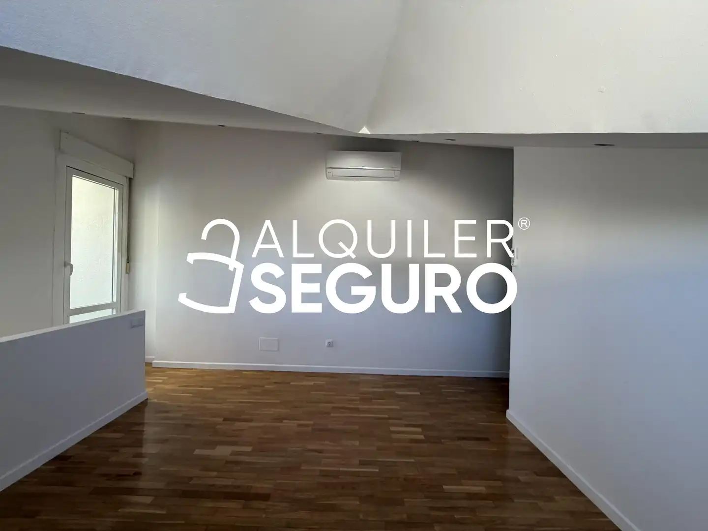 Attic for rent in Torrelodones  with Air Conditioner, Heating and Terrace