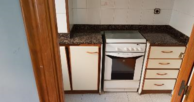 Kitchen of Flat for sale in Terrassa  with Terrace and Storage room