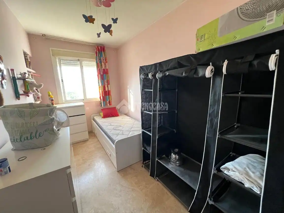 Habitación de Piso en venta en Dos Hermanas con Terraza