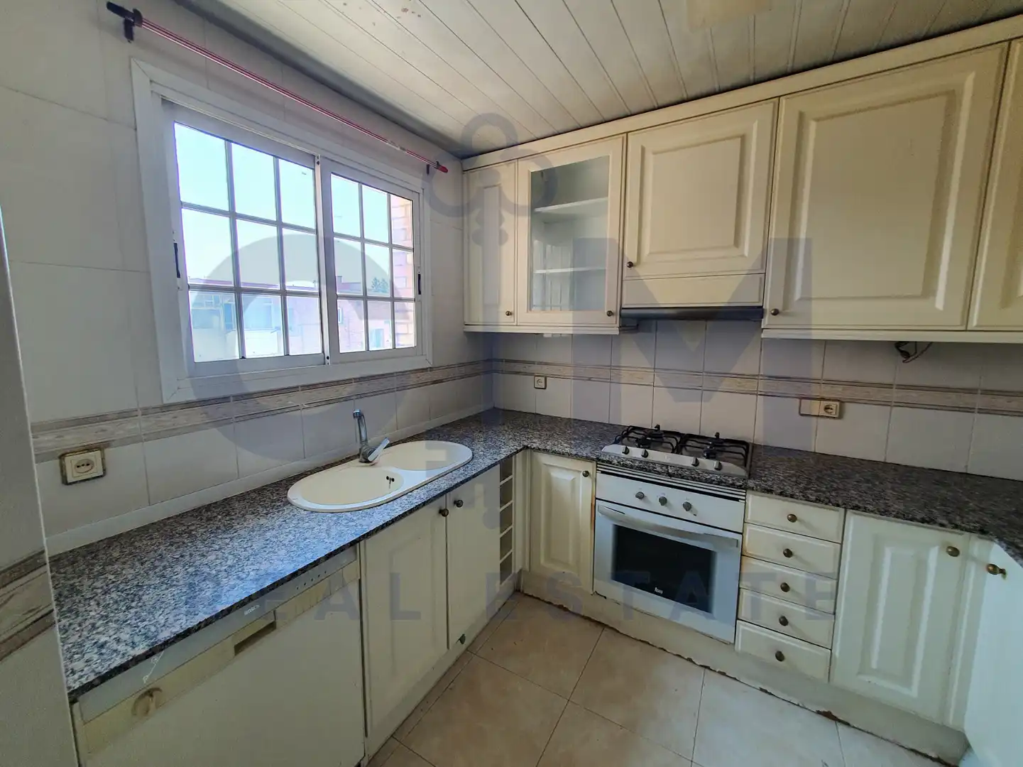 Kitchen of Flat for sale in Barcelona  with Heating, Parquet flooring and Terrace