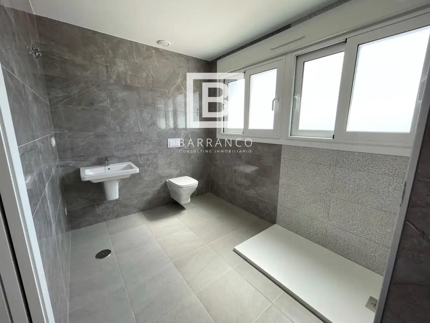 Chalet con piscina en venta en Josefina Cases Martínez, imagen 10