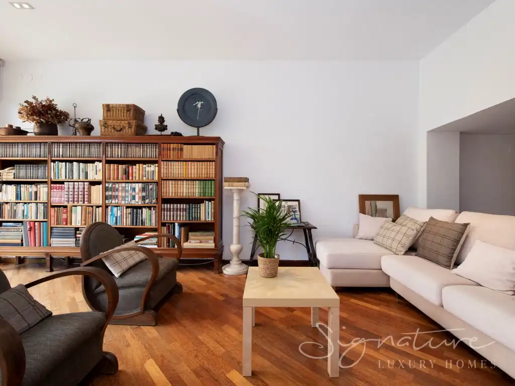 Sala d'estar de Casa adosada en venda en Sant Cugat del Vallès amb Terrassa
