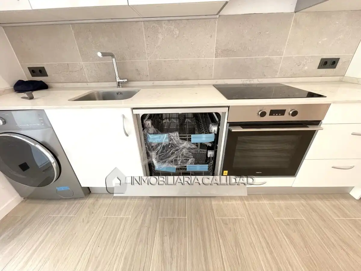 Kitchen of Flat for rent in Burgos  with Heating and Furnished