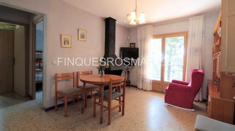 ENCANTADORA CASA CON VISTAS DESPEJADAS Y GRAN TERRENO EN SERRA BRAVA
