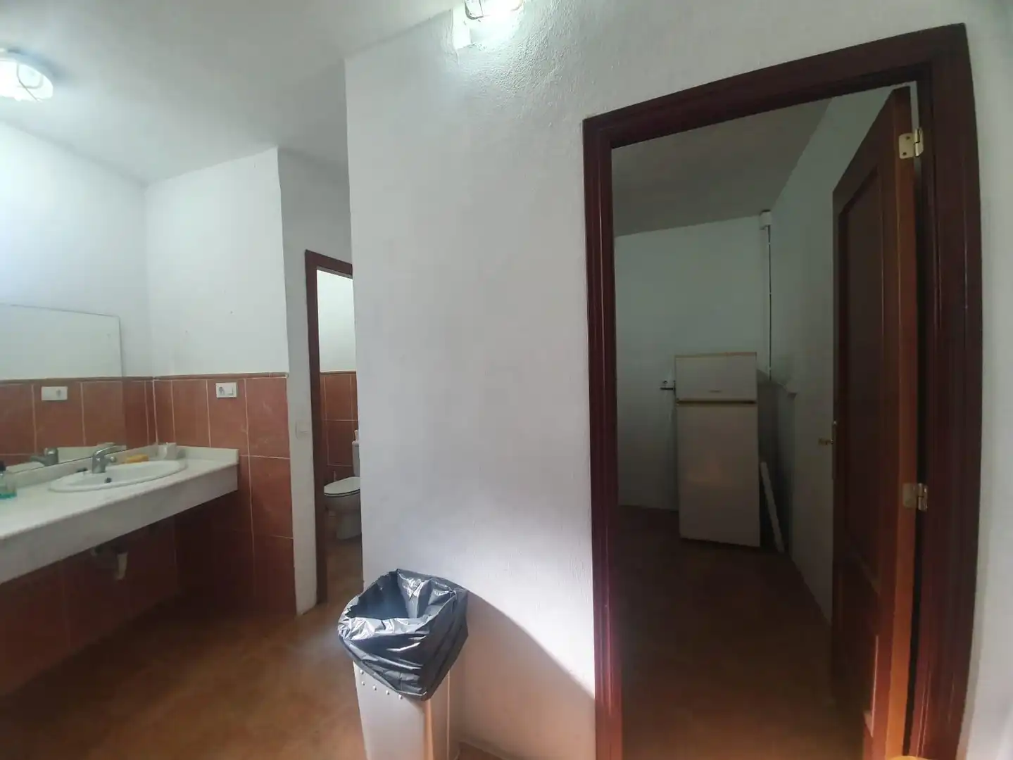Bathroom of Industrial buildings for sale in Algeciras