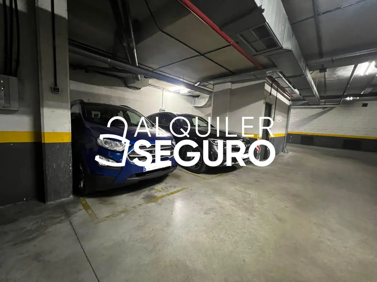 Parking of Flat for rent in Tres Cantos  with Air Conditioner, Heating and Swimming Pool