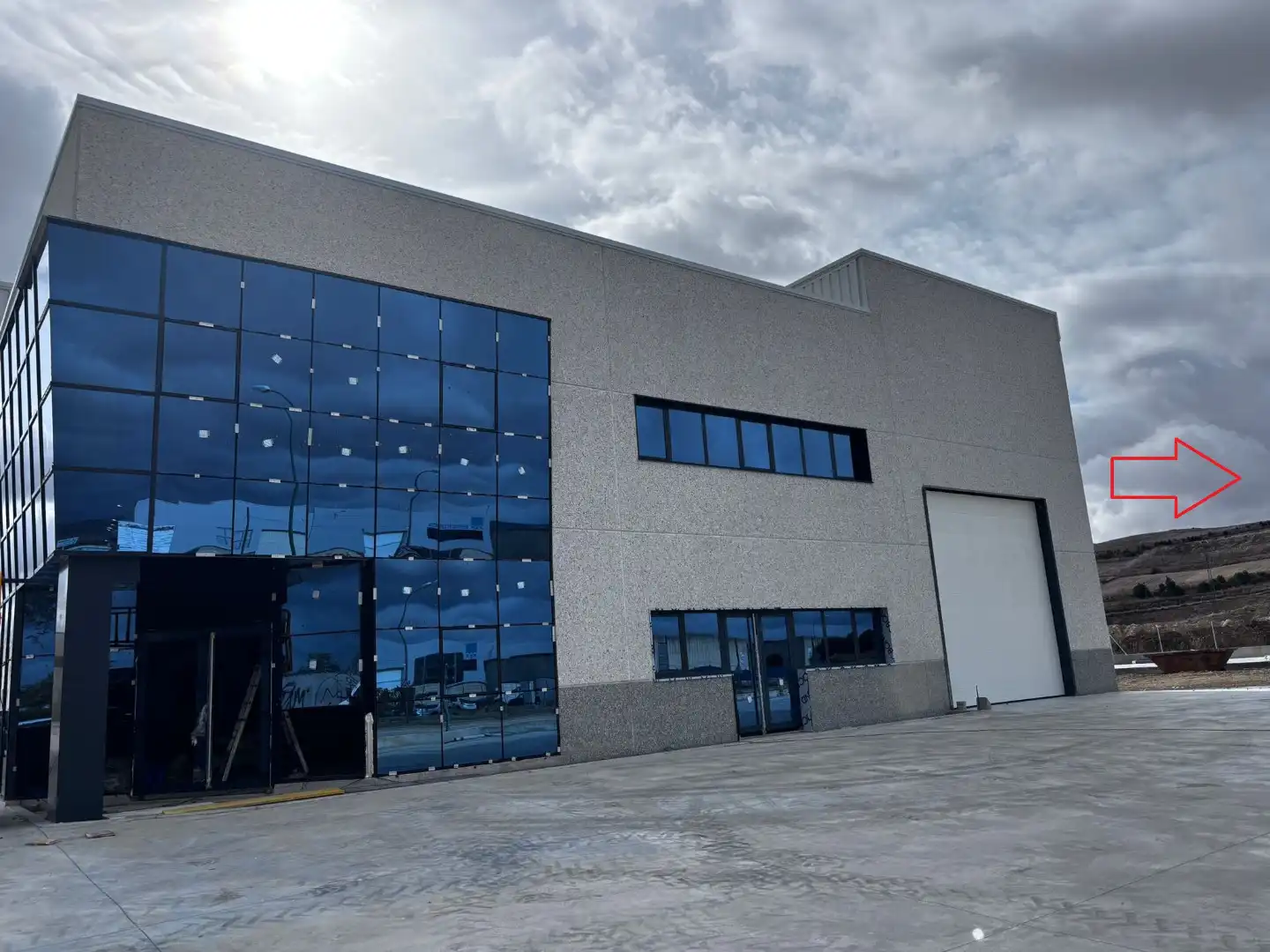 Exterior view of Industrial buildings for rent in Burgos