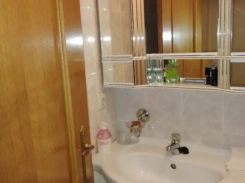 Bany de Pis en venda en Ave María