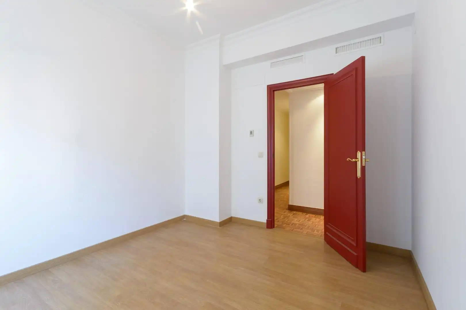 Piso en venta en Gandia con Aire acondicionado, Calefacción y Parquet