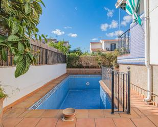 Swimming pool of House or chalet for sale in  Granada Capital  with Terrace and Swimming Pool