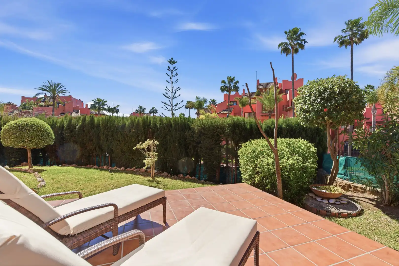 Jardí de Planta baixa en venda en Estepona amb Aire condicionat, Jardí privat i Terrassa