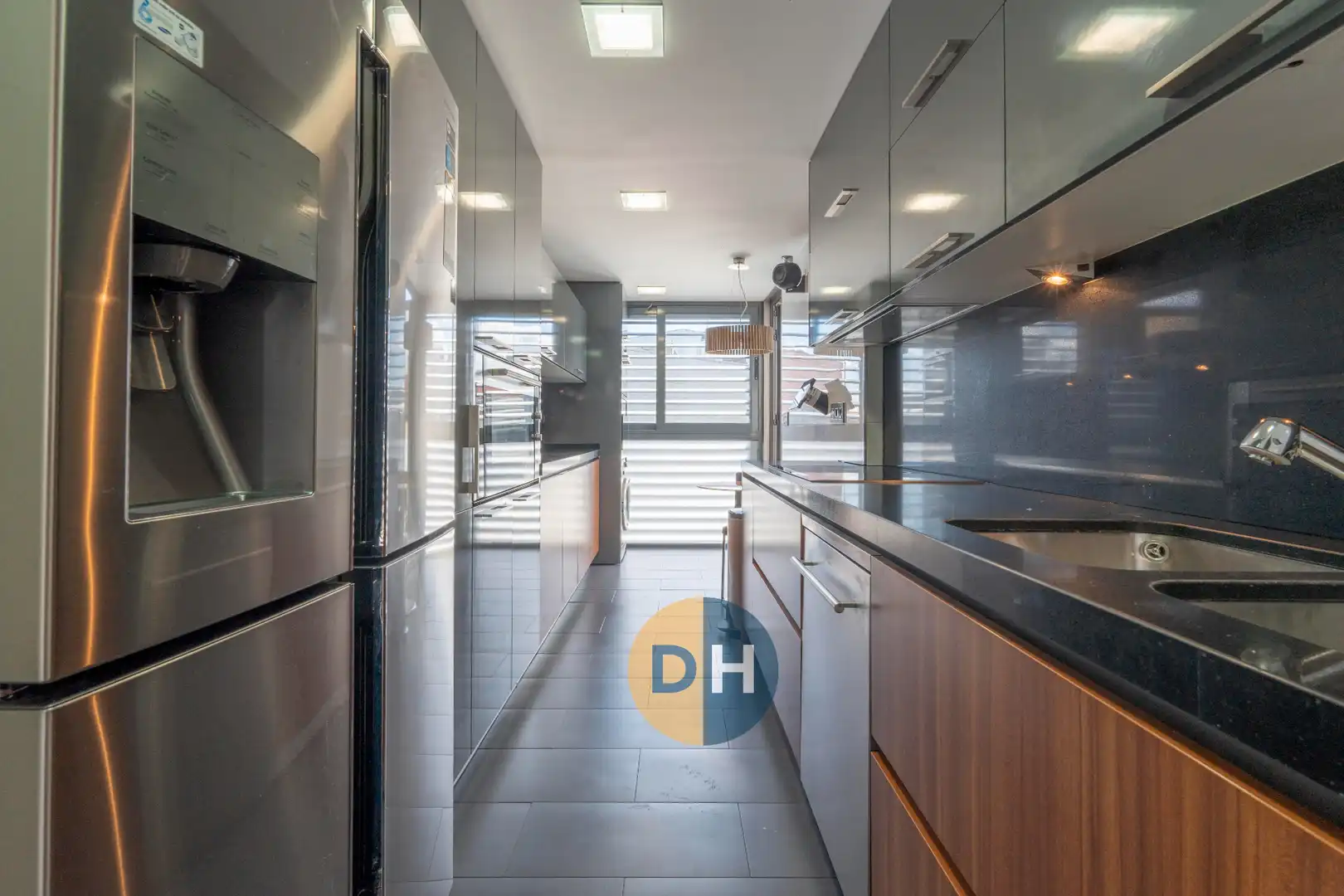 Cocina de Ático en venta en Madrid con Aire acondicionado, Calefacción y Parquet