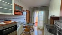 Cuina de Casa o xalet en venda en Vélez-Málaga amb Aire condicionat, Terrassa i Moblat