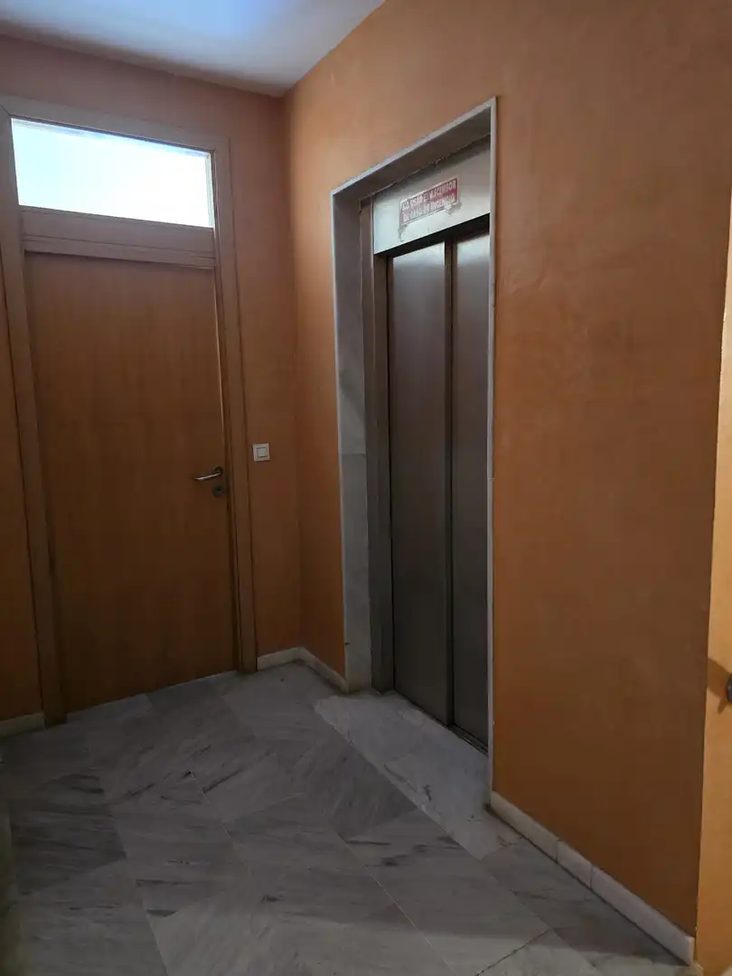 Büro zum Verkauf in Bormujos