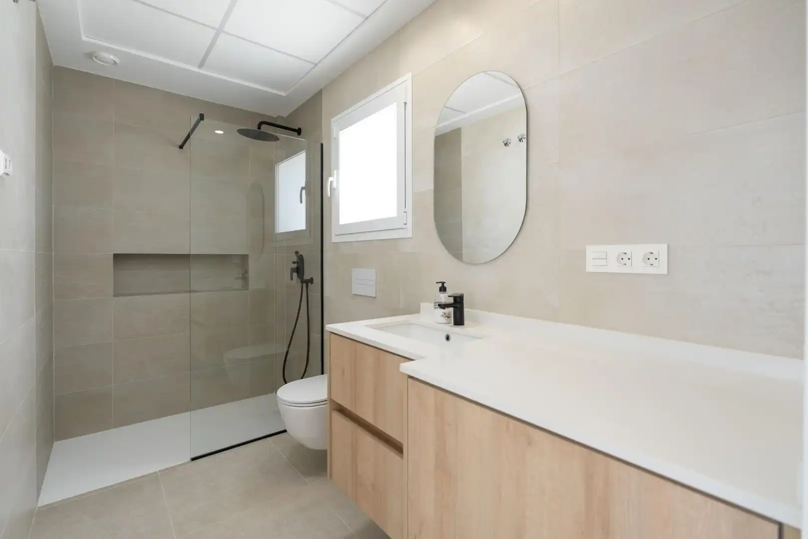 Villa mit Terrasse zum Verkauf in Pilar de la Horadada ciudad, imagen 22