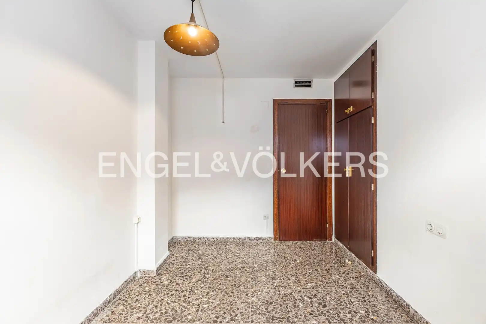 Piso en venta en Terrassa con Calefacción
