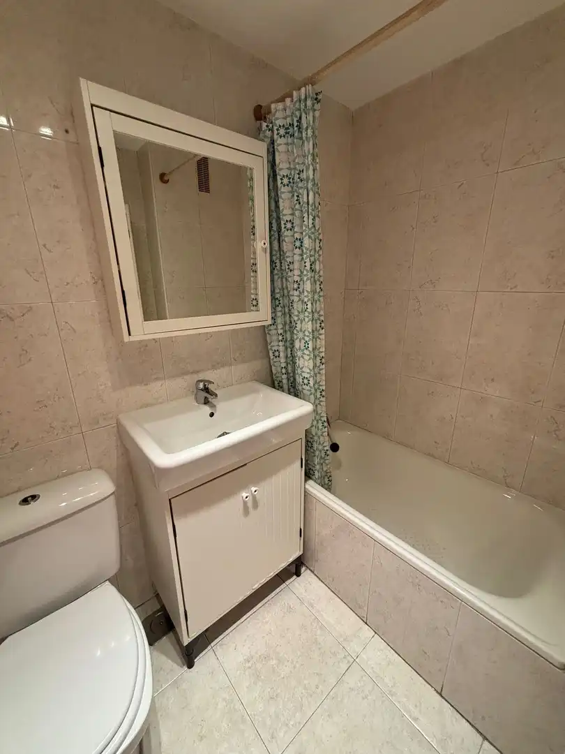 Baño de Piso en venta en Aranjuez con Aire acondicionado y Calefacción