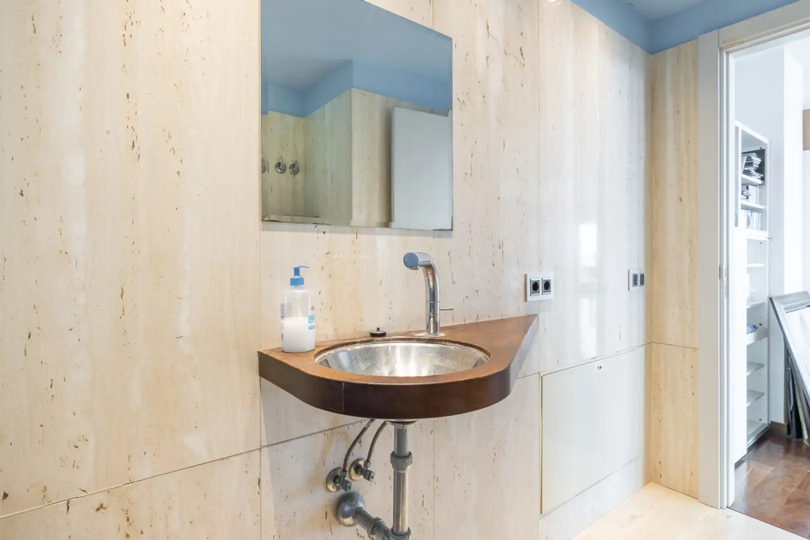 Bathroom of Houses for sale in Cerdanyola del Vallès  with Furnished