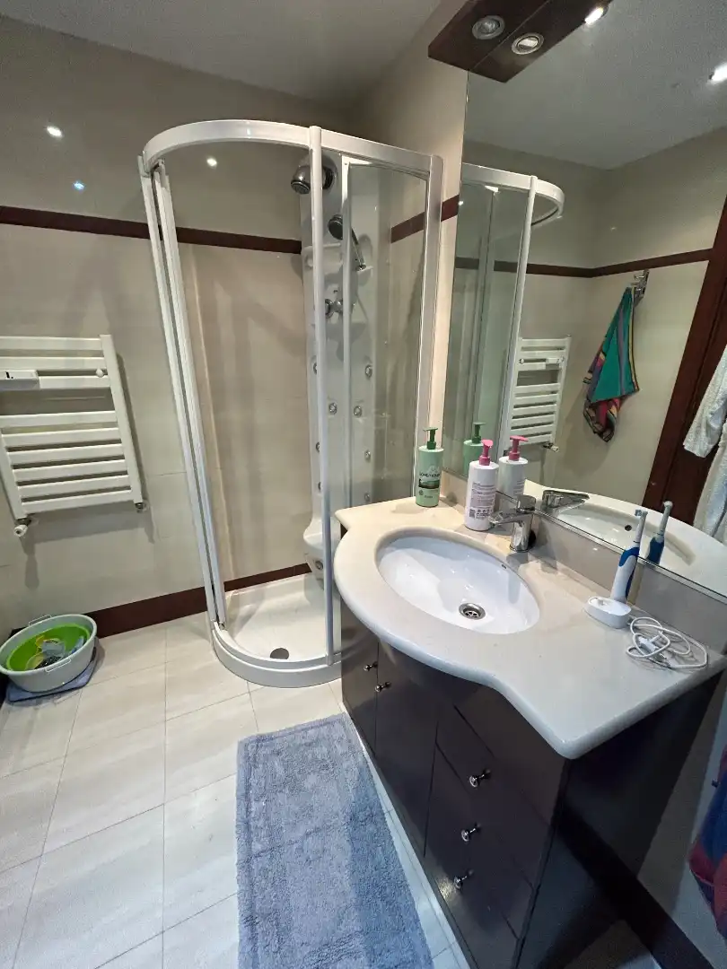 Baño de Piso en venta en Burgos con Terraza y Amueblado