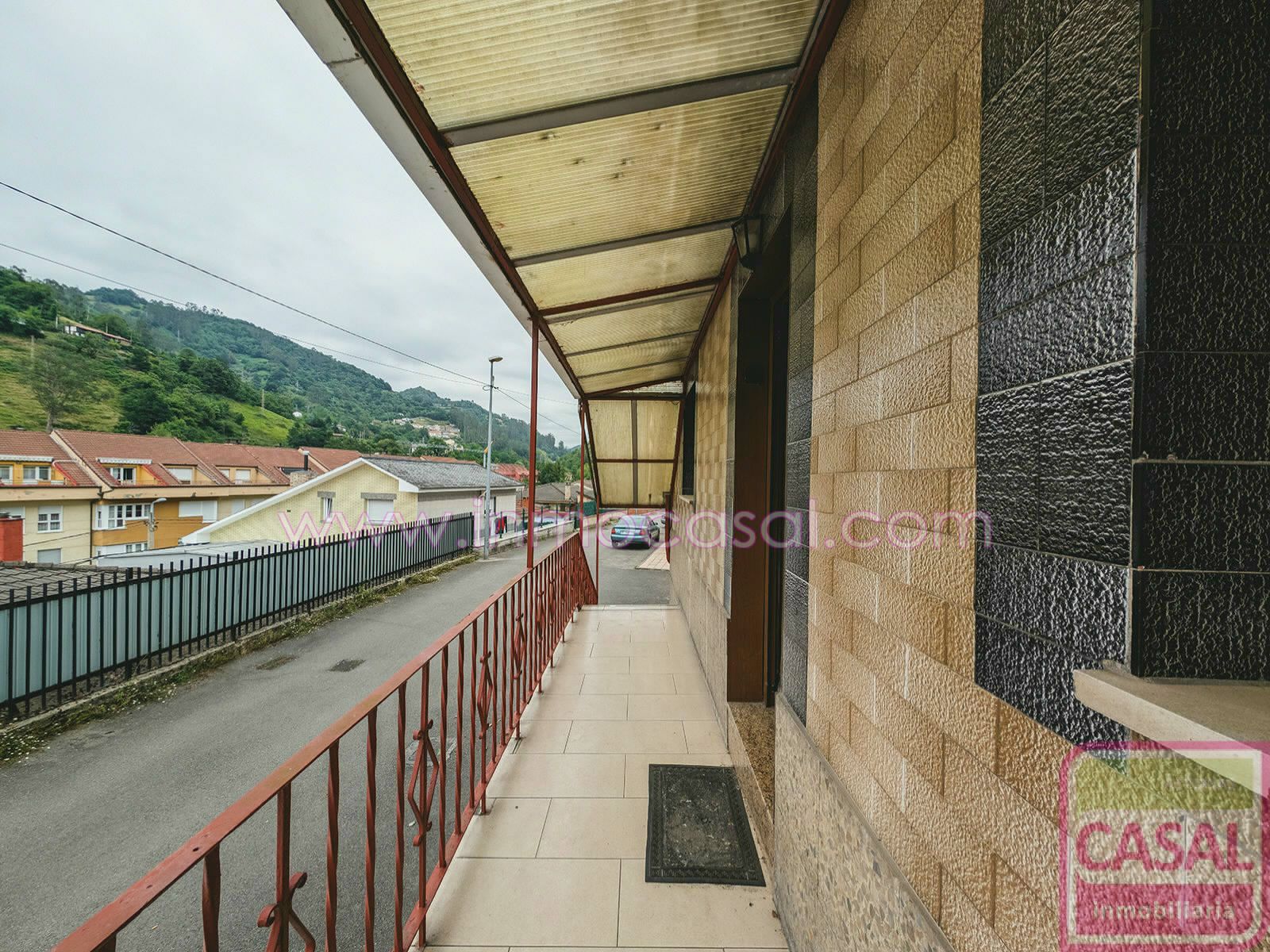Exterior view of House or chalet for sale in Mieres (Asturias)  with Heating, Terrace and Storage room