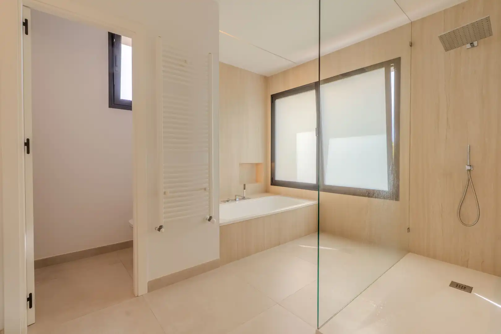Casa amb piscina en venda a Milla de Oro, imagen 6
