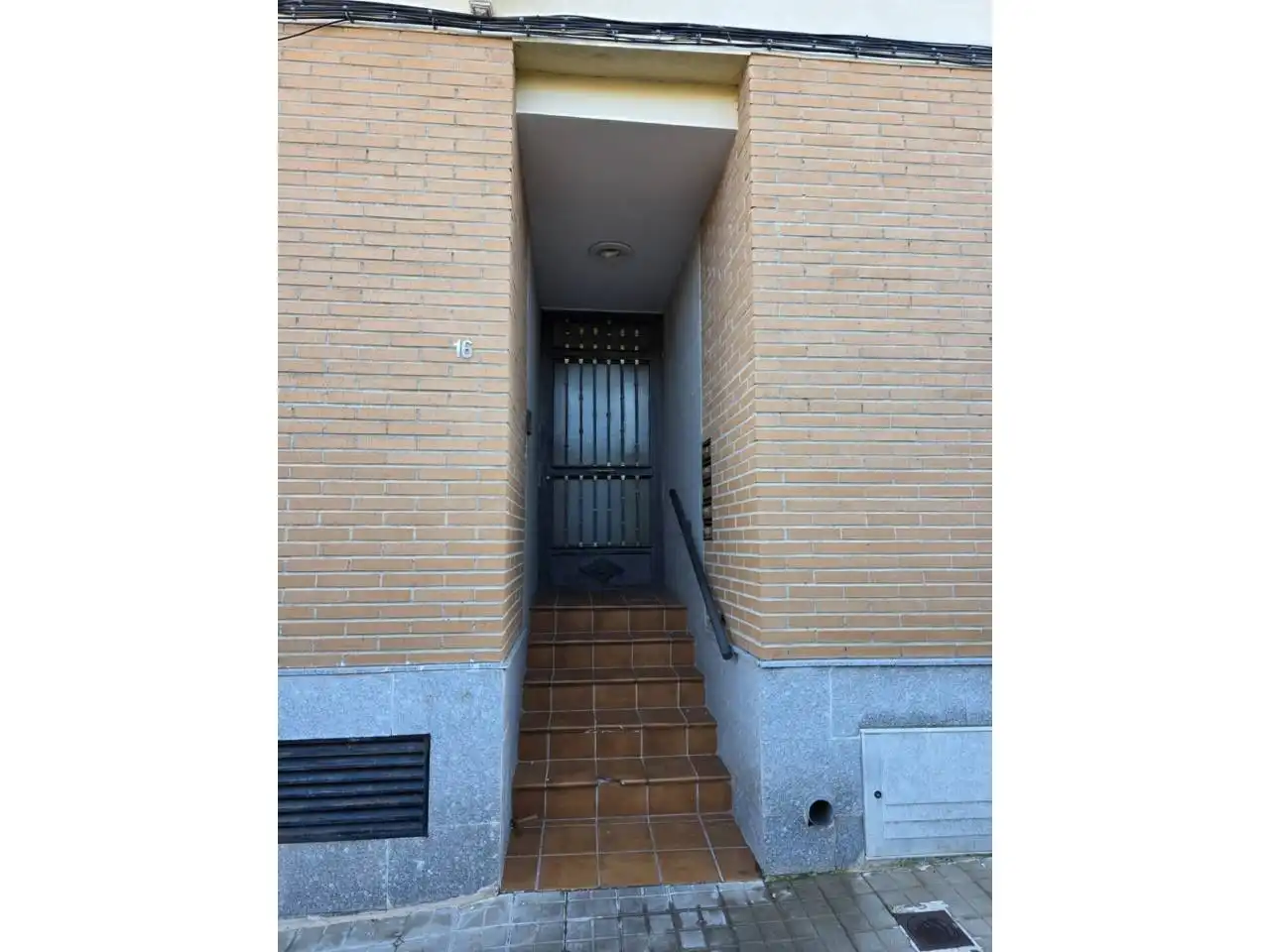 Außenansicht von Gebäude zum Verkauf in Bargas