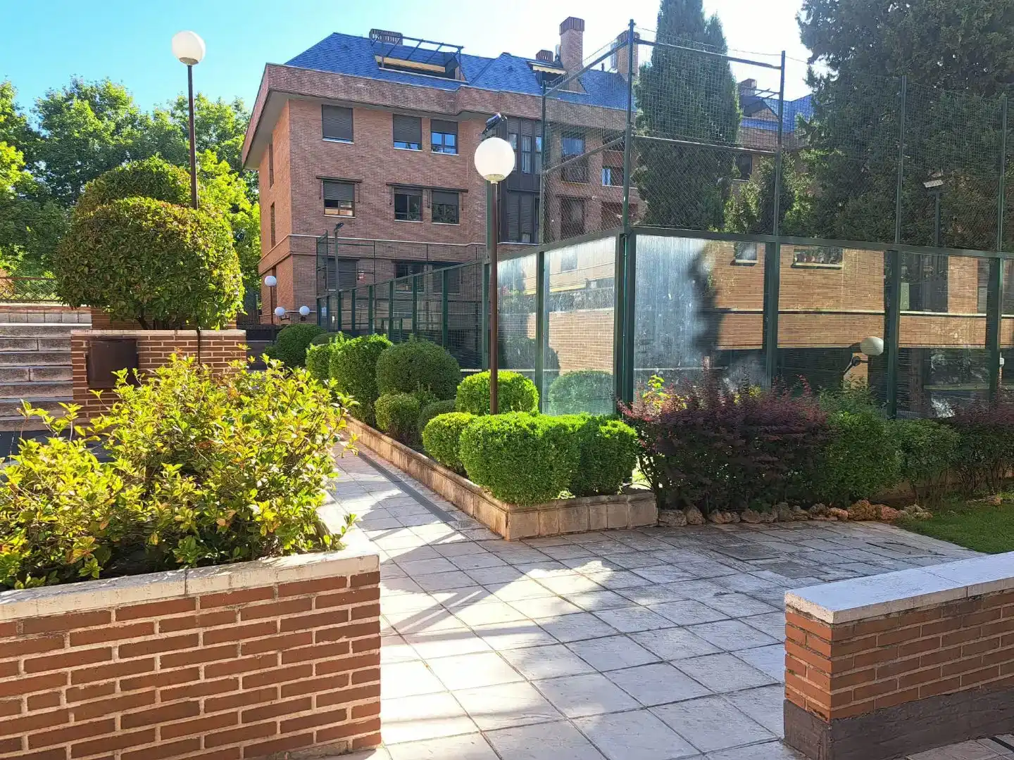 Terrassa de Pis en venda en  Madrid Capital amb Aire condicionat i Piscina