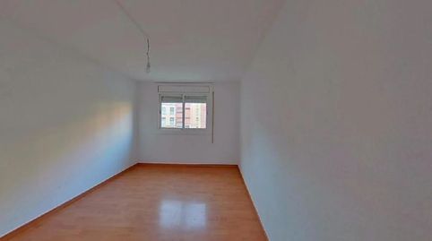 Foto 3 de Piso en venta en Carrer de Ramon D'abadal, Santa Perpètua de Mogoda, Barcelona