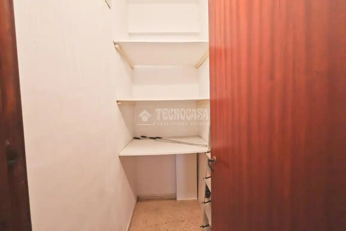 Flat for sale in Estivella  with Air Conditioner and Balcony