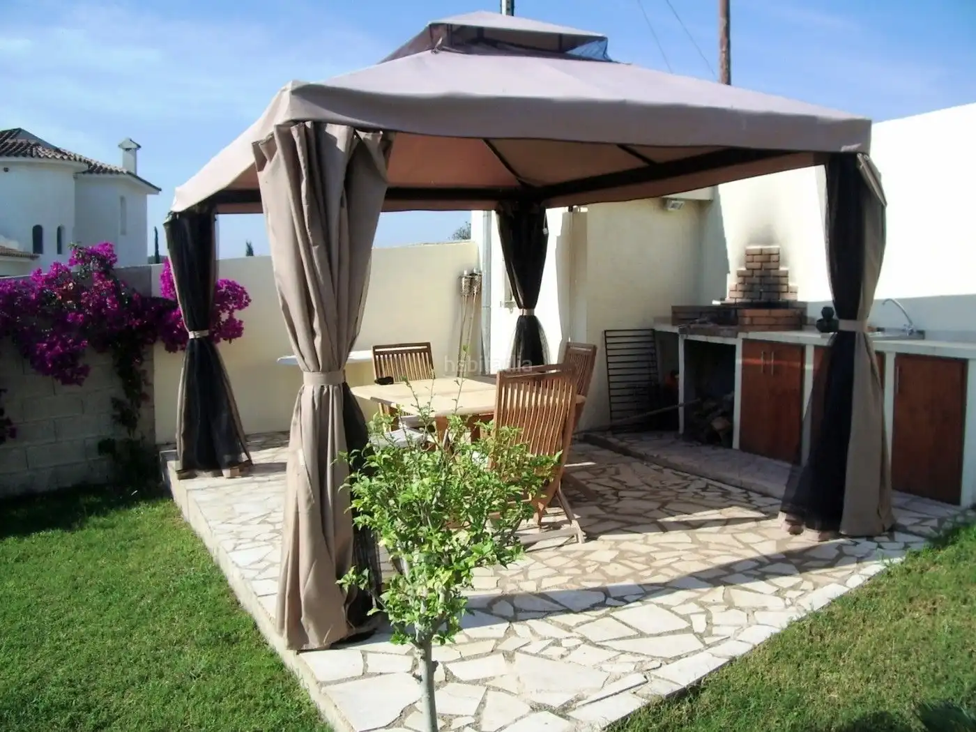 Detached house with garden for sale in Plaça Poligono 59 97, imagen 10