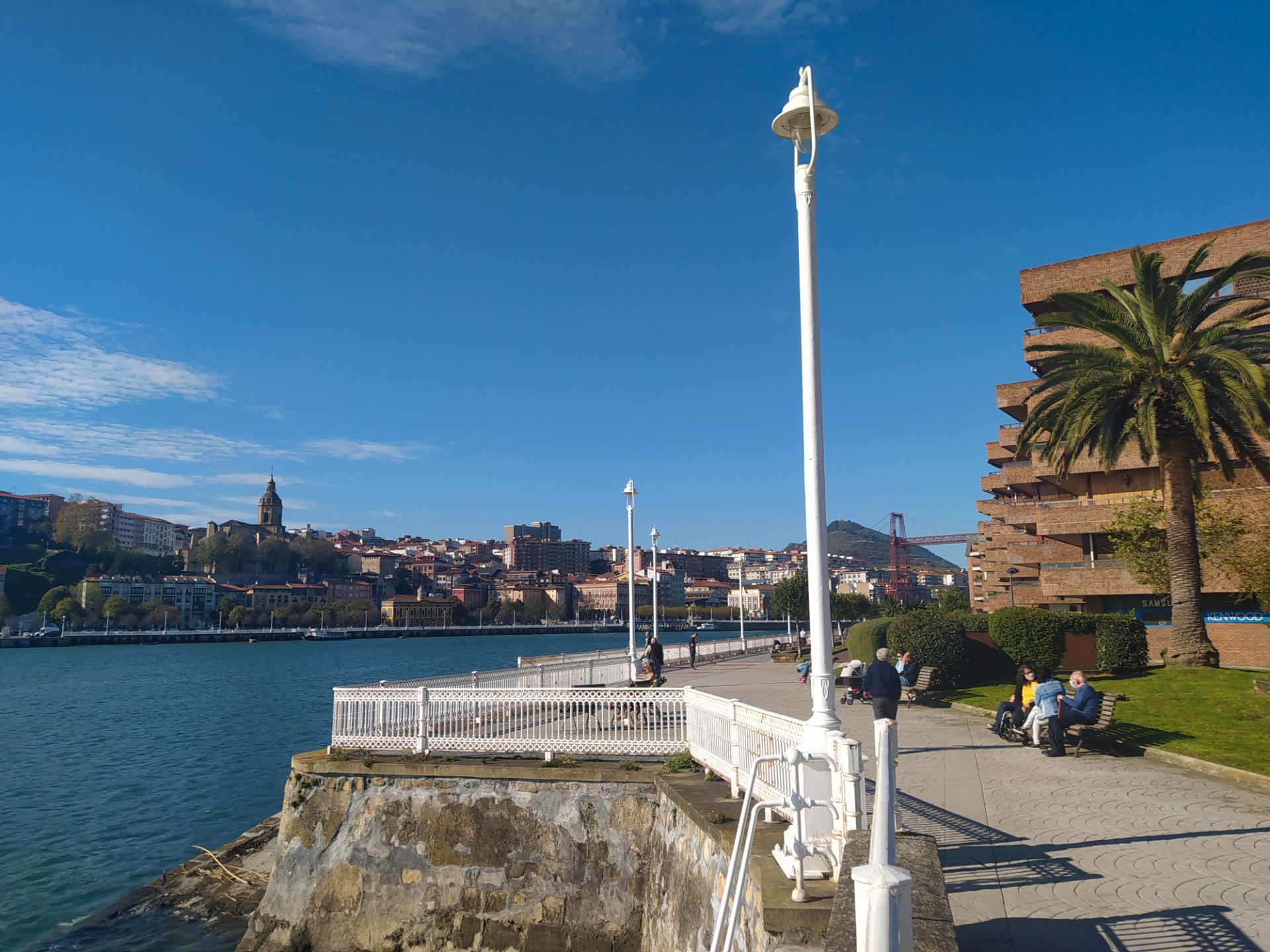 Vista exterior de Pis de lloguer en Getxo  amb Calefacció i Traster